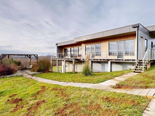 Maison à vendre 370 900 € 4 pièces 3 chambres 117 m² 4 500 m² de terrain Loubejac 24550