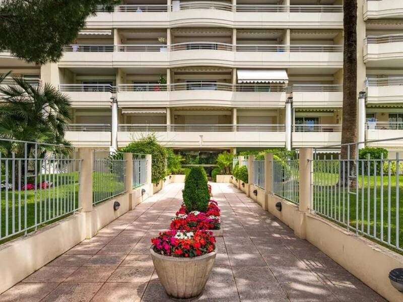 Maison à louer, 64m², CANNES