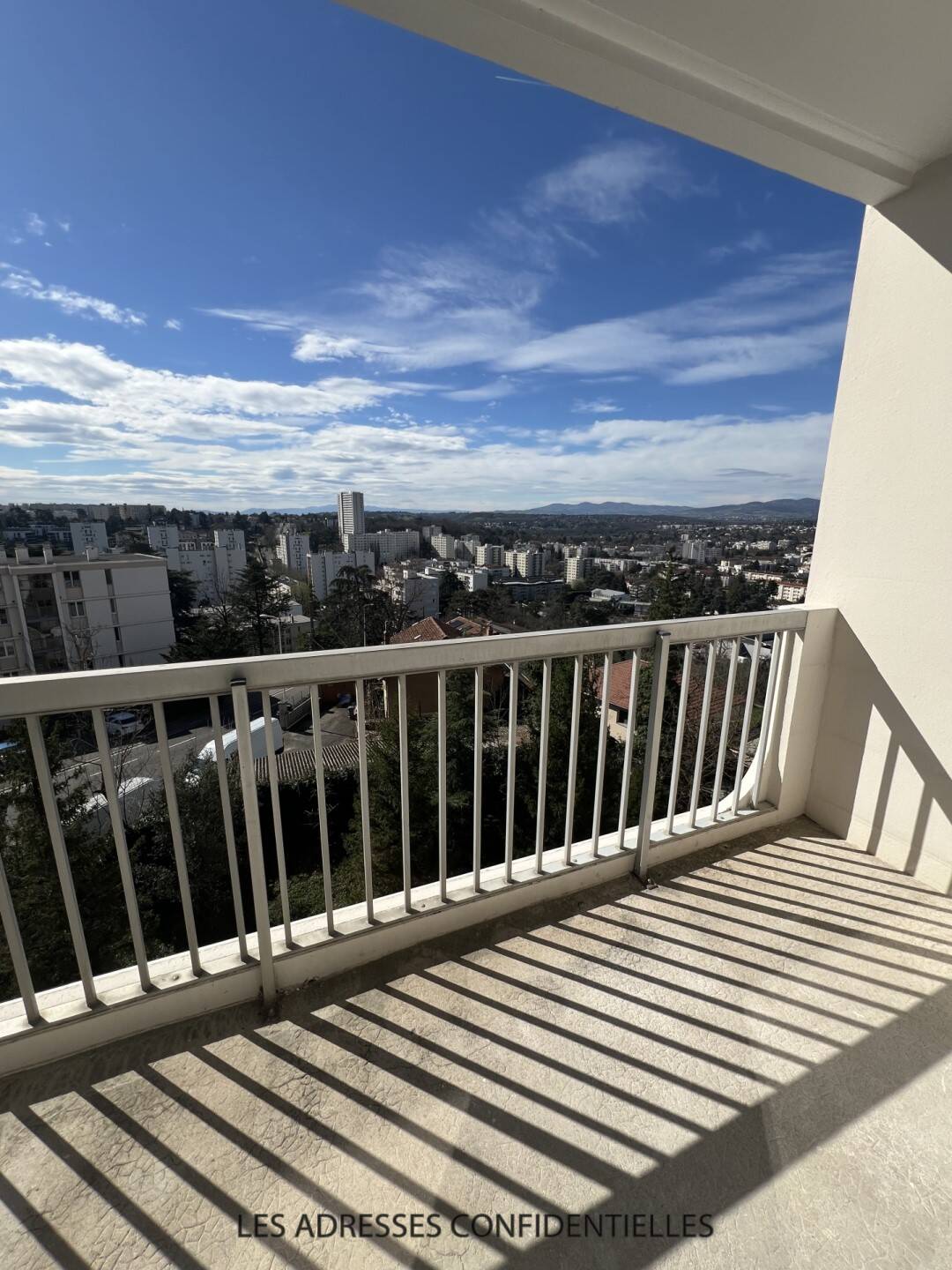 Maison à louer, 45m², TASSIN LA DEMI LUNE