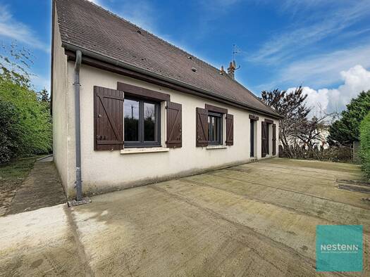 Maison à vendre 273 000 € 7 pièces 5 chambres 138 m² 709 m² de terrain Centre Amboise 37400