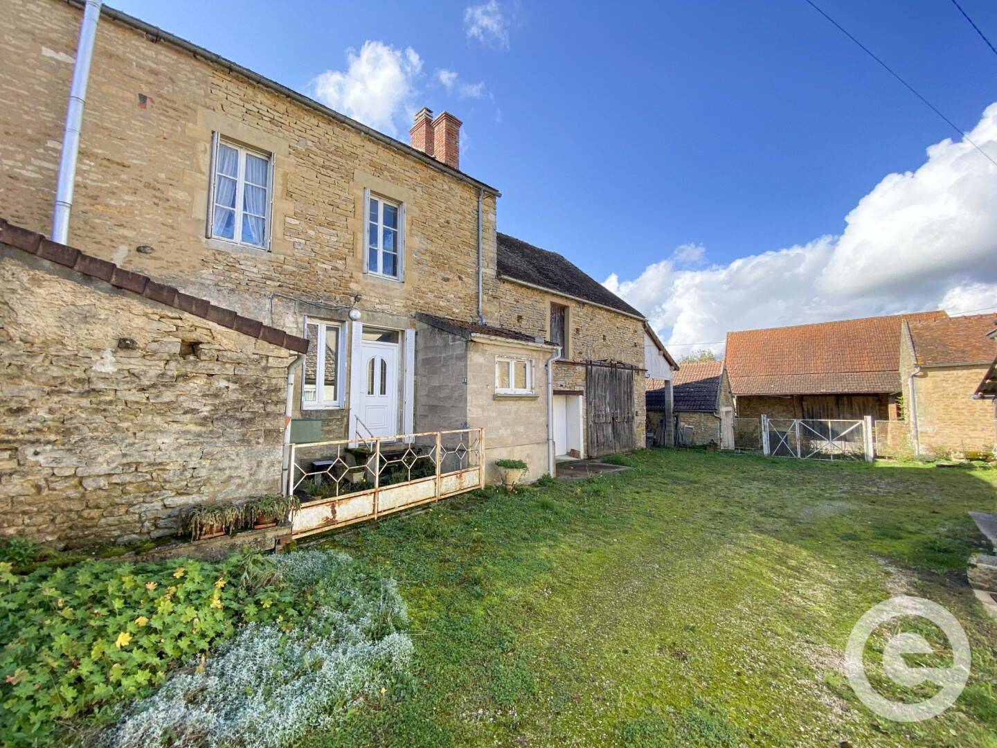 Maison à vendre, 117m², L'ISLE SUR SEREIN