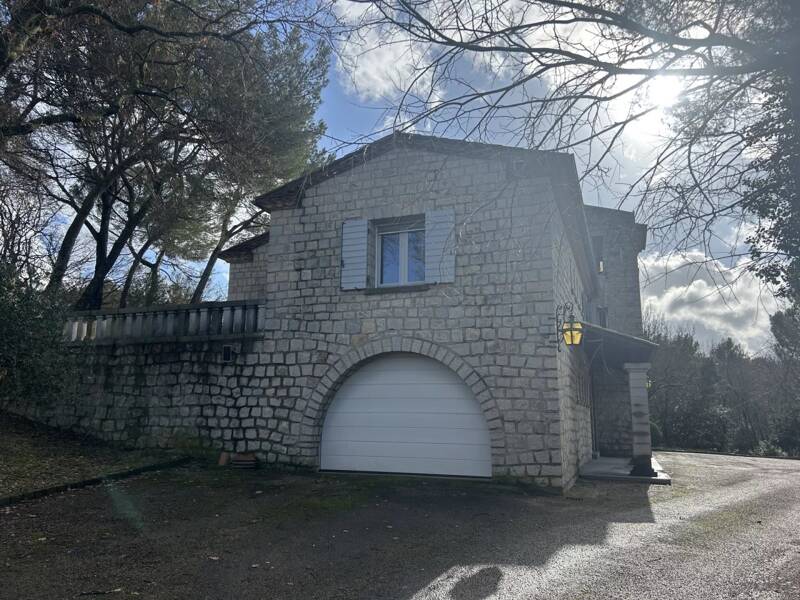 Maison à vendre, 245m², SAINTE ANASTASIE
