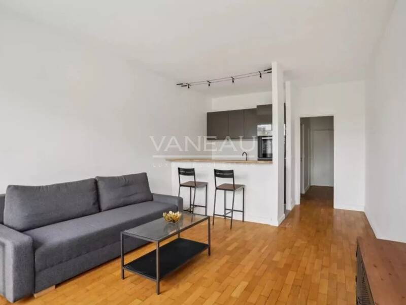 Maison à louer, 32m², PARIS 16E