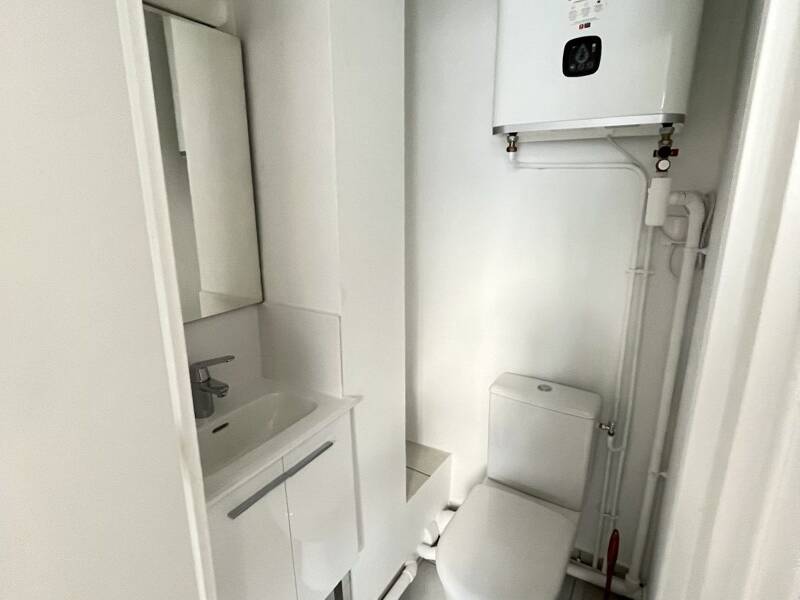 Maison à louer, 14m², PARIS 18E