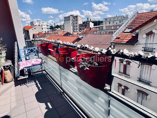 Appartement à vendre 275 600 € 4 pièces 3 chambres 84 m² Étage 3/4 Lecoq Clermont-Ferrand 63000