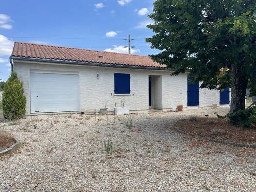 Maison de plain-pied à vendre 252 000 € 5 pièces 3 chambres 114 m² 1 000 m² de terrain Cognac 16100