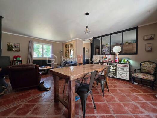 Maison de plain-pied à vendre 190 000 € 4 pièces 2 chambres 88 m² 1 003 m² de terrain Bouzy-la-Forêt 45460