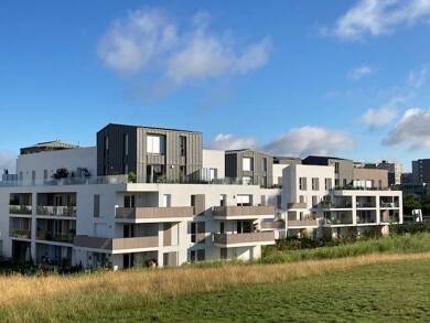 Appartement à vendre - Neuf 351 000 € 3 pièces 82 m² 3 étages disponible à partir du 28/02/2027 Bezannes 51430