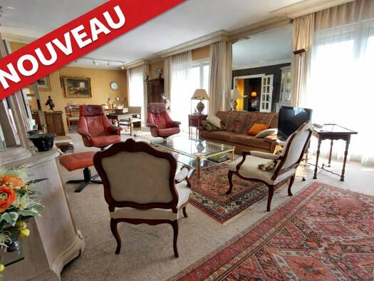 Appartement à vendre 374 400 € 4 pièces 3 chambres 142 m² RDC Montbrison 42600