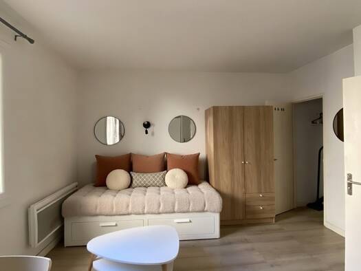 Appartement à vendre 105 000 € 1 pièce 22 m² Étage 4/5 Noailles Marseille 1er arrondissement 13001