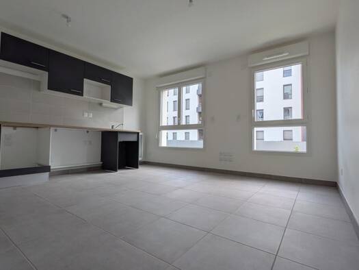 Appartement à louer 409 € 1 pièce 26 m² 1er étage Tour de Gassies-Treulon Bruges 33520