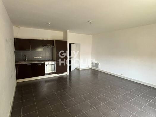 Appartement à louer 625 € 1 pièce 40 m² Île D'Oléron Le Chateau d Oleron 17480