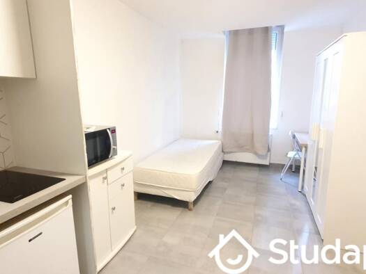 Appartement à louer 420 € 1 pièce 18 m² RDC disponible dès maintenant Esward Cambrai 59400