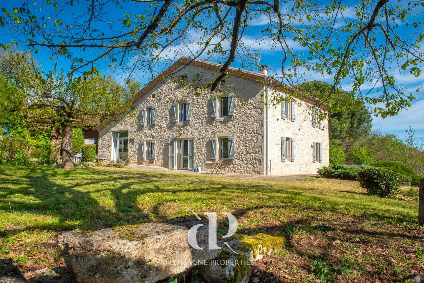 Maison à vendre, 259m², MAUVEZIN
