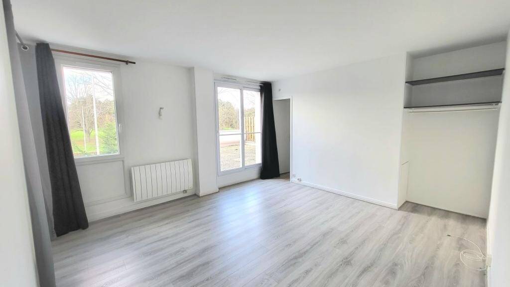 Maison à louer, 41m², COURCOURONNES