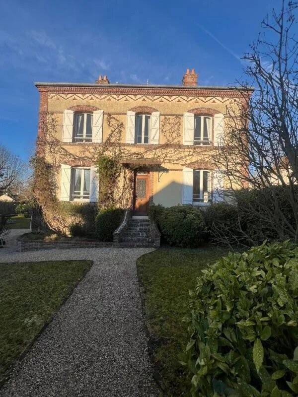 Maison à vendre, 200m², HOUDAN