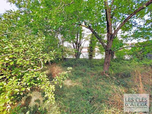 Terrain constructible viabilisé à vendre 180 000 € 712 m² de terrain Loire-sur-Rhône 69700