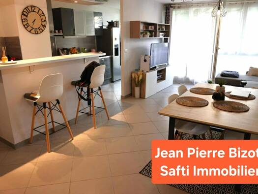 Appartement à vendre 179 000 € 3 pièces 2 chambres 68 m² Étage 2/5 Plaine de Balizy Chilly-Mazarin 91380