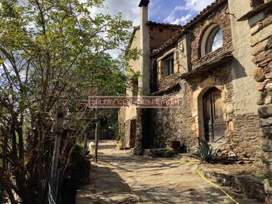 Ferme à vendre 370 000 € 8 pièces 3 chambres 167 m² 29 740 m² de terrain Portes 30530