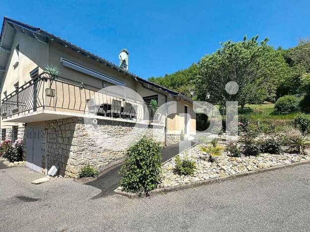 Maison à vendre 319 200 € 5 pièces 4 chambres 131 m² 1 413 m² de terrain Lissac-sur-Couze 19600