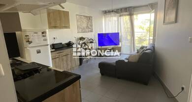 Appartement à vendre 80 000 € 2 pièces 1 chambre 36 m² Étage 1/3 La Viste Marseille 15ème Arrondissement 13015