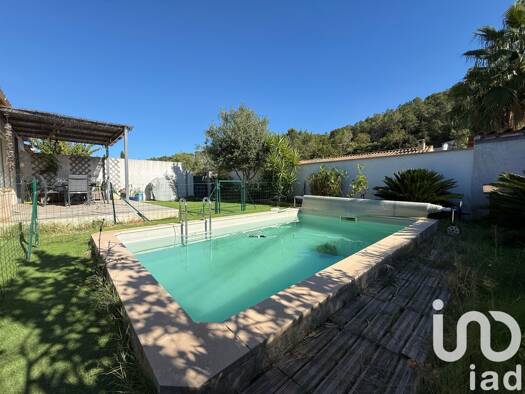 Maison de plain-pied à vendre 480 000 € 4 pièces 3 chambres 91 m² 411 m² de terrain Pierrefeu-du-Var 83390