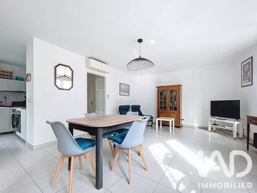 Appartement à vendre 258 000 € 3 pièces 2 chambres 68,81 m² Étage 3/5 Champ de Mars Toulon 83000