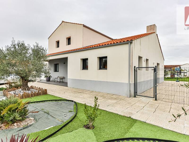 Maison à vendre, 153m², LE FENOUILLER