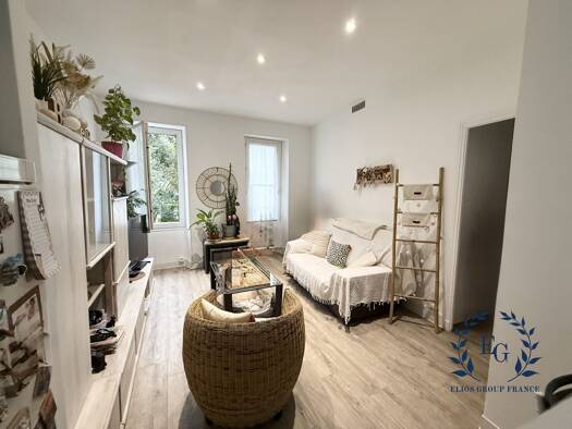 Appartement à vendre 229 000 € 2 pièces 1 chambre 43,72 m² Étage 2/2 Marseille 7ème arrondissement 13007