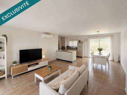 Maison de plain-pied à vendre 218 000 € 4 pièces 3 chambres 92 m² 788 m² de terrain Saint-Germain-des-Fossés 03260