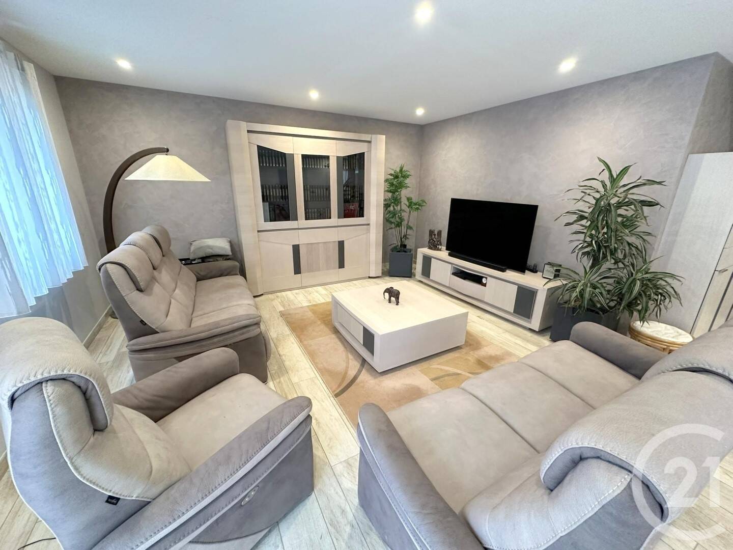Maison à vendre, 161m², SAINT MAURICE DE GOURDANS