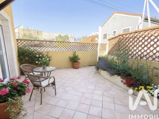 Maison de ville à vendre 235 000 € 3 pièces 2 chambres 79 m² 20 m² de terrain Malpassé Marseille 13ème arrondissement 13013