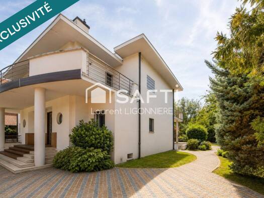 Maison à vendre 1 260 000 € 7 pièces 4 chambres 320 m² 1 193 m² de terrain Les Bordes-Hôtel de Ville La Queue-en-Brie 94510