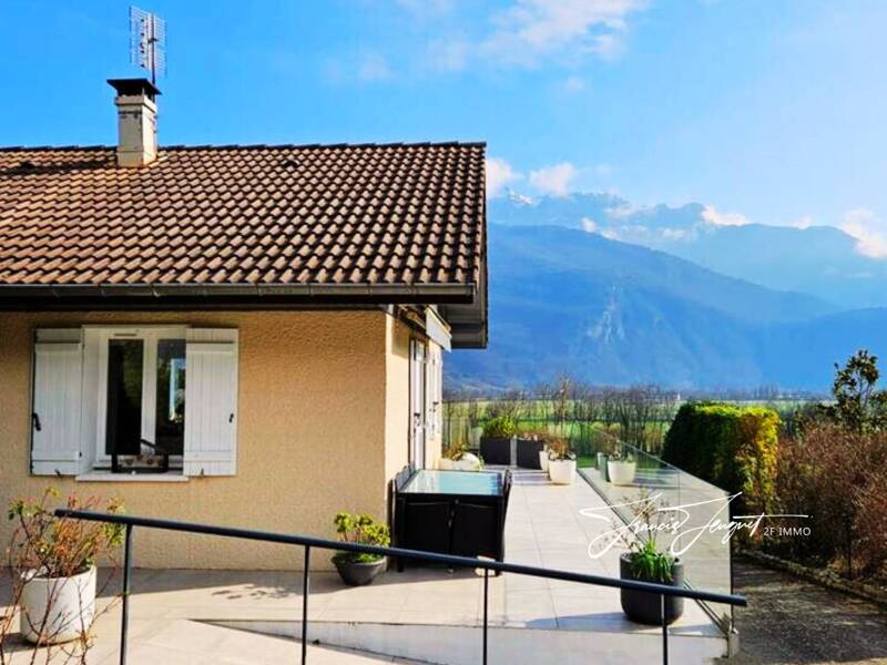Maison à vendre, 124m², LATHUILE