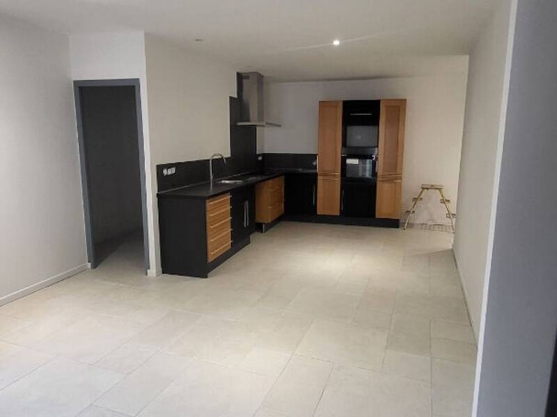 Maison à louer, 89m², CARCES