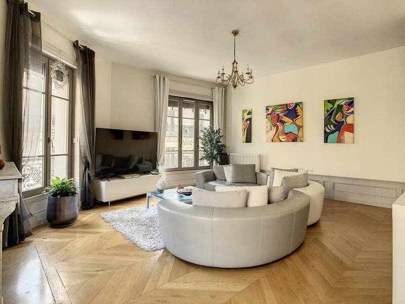 Maison à louer, 153m², LYON 2E
