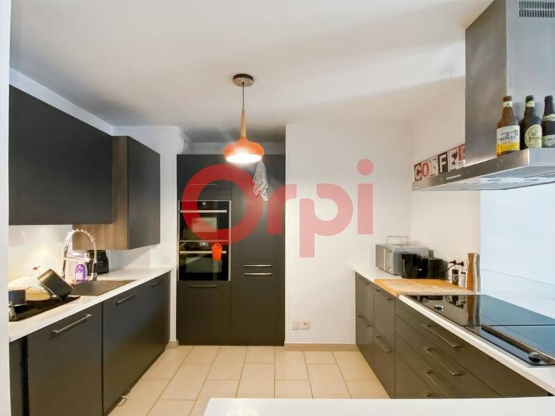 Maison à louer, 84m², LYON 3E