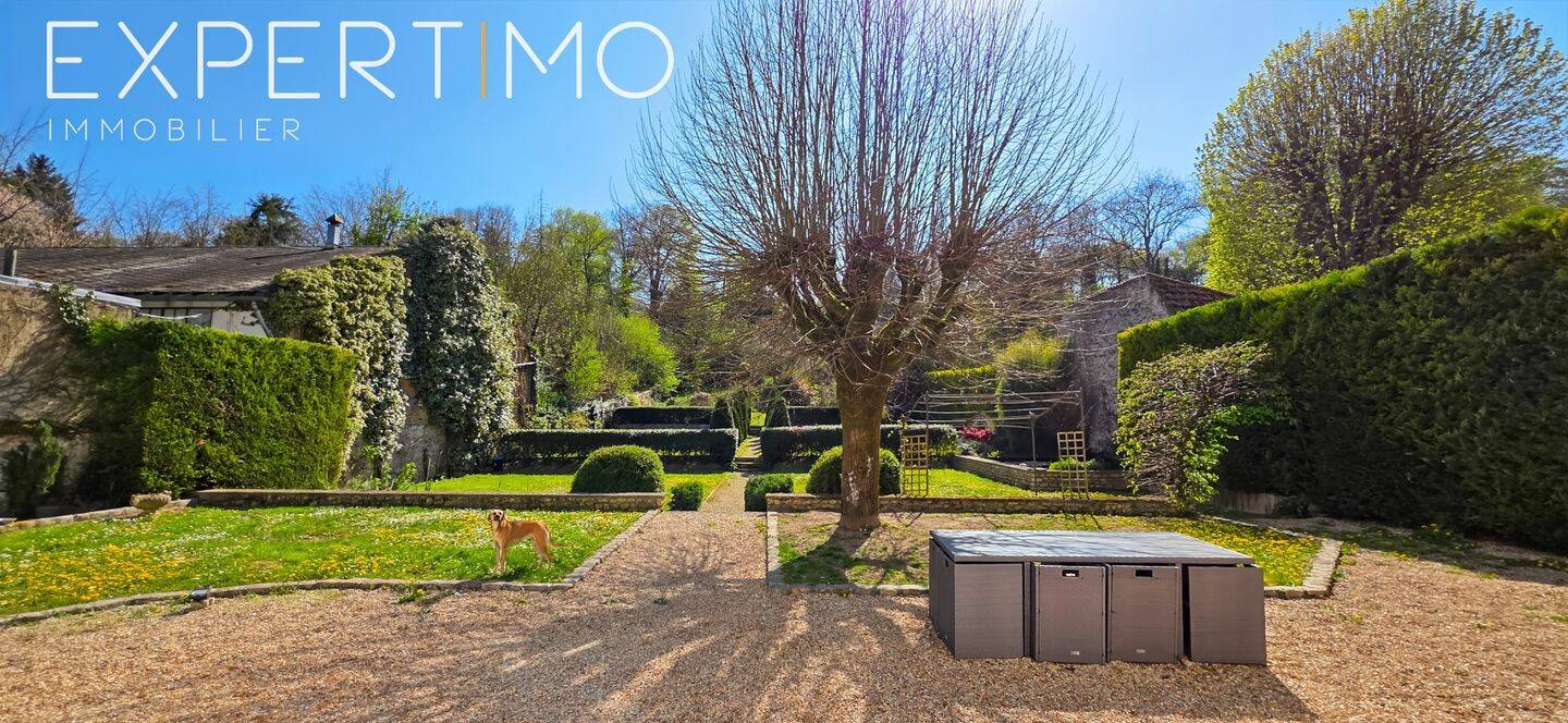 Maison à vendre, 327m², ESTOUCHES