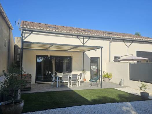 Maison à vendre 319 000 € 4 pièces 3 chambres 97 m² Robion 84440