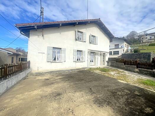 Maison à vendre 90 000 € 5 pièces 3 chambres 84 m² 280 m² de terrain Gigny 39320