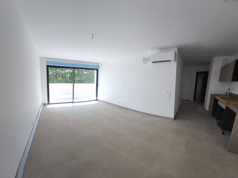 Maison à louer, 58m², AIMARGUES