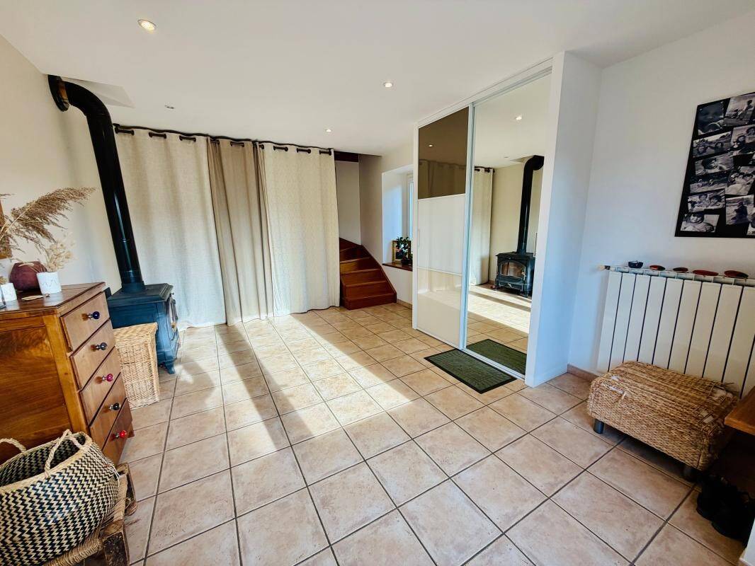 Maison à vendre, 240m², SAINT GEOIRE EN VALDAINE