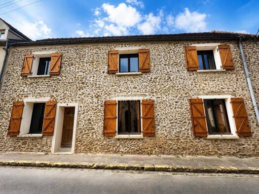 Maison de ville à vendre 379 000 € 5 pièces 3 chambres 136 m² 30 m² de terrain Leuville-sur-Orge 91310