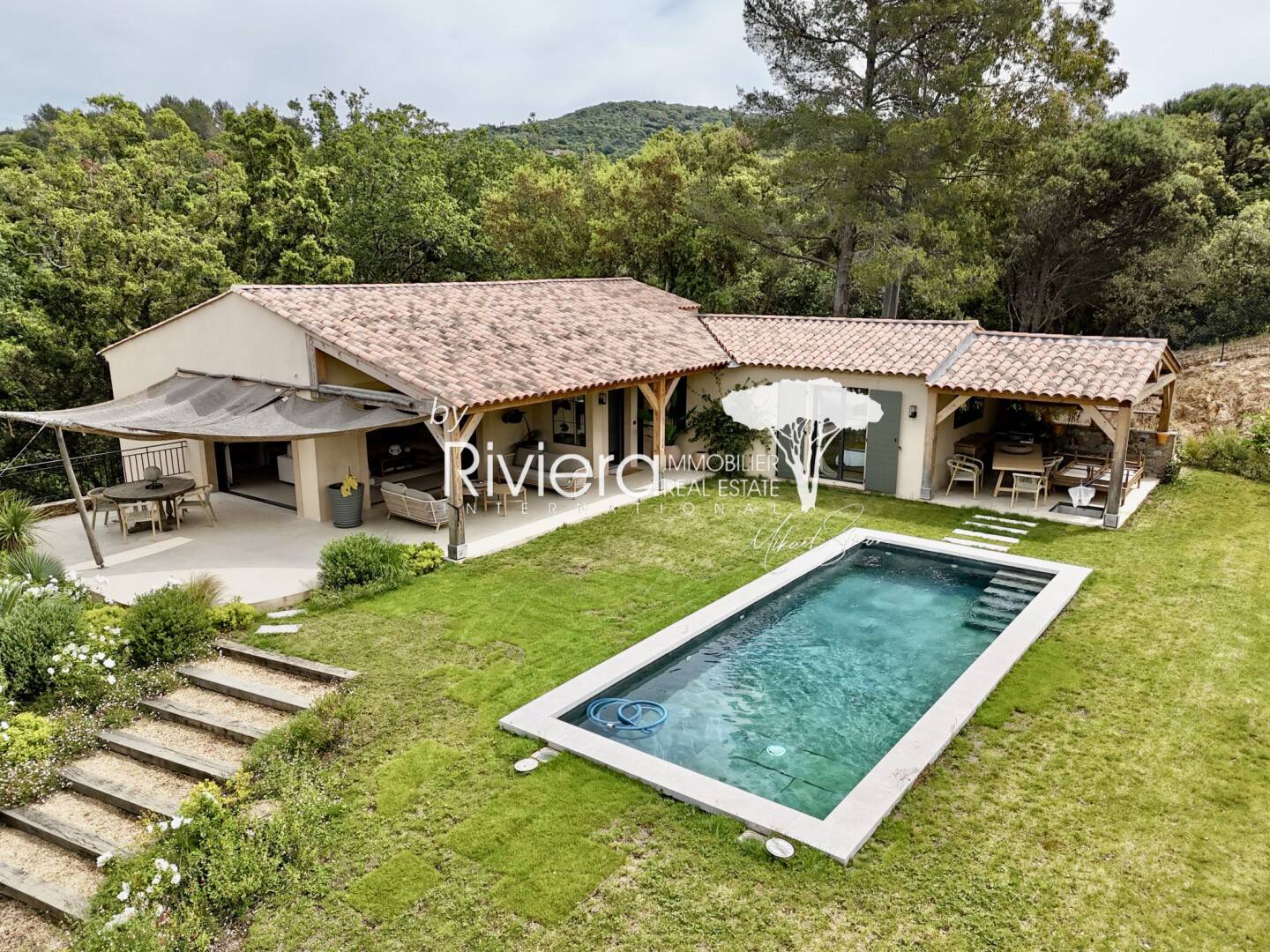 Maison à vendre, 185m², LA CROIX VALMER
