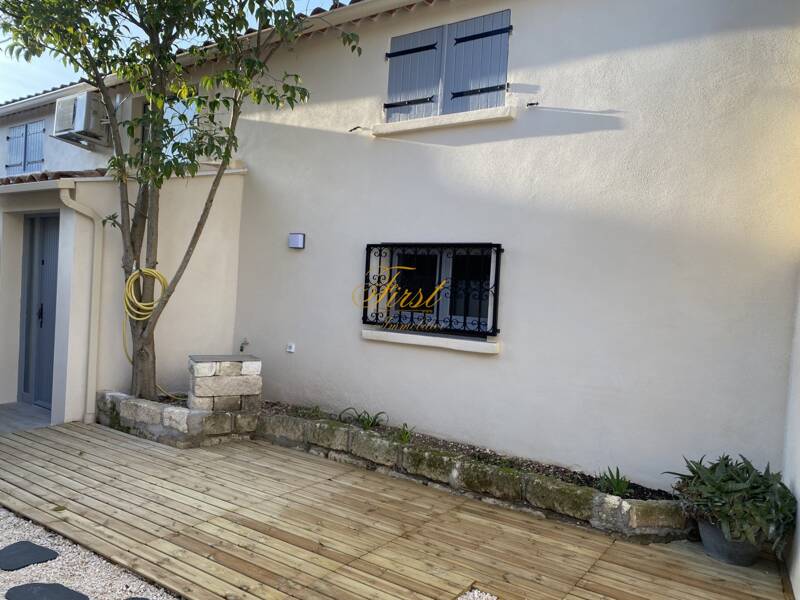 Maison à louer, 57m², RESTINCLIERES