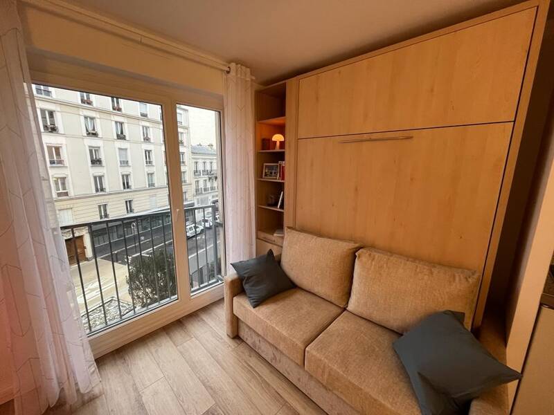 Maison à louer, 18m², PARIS 18E