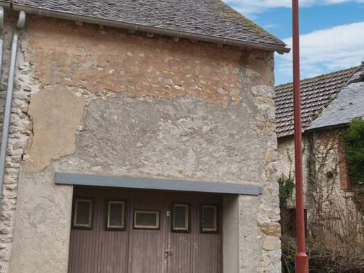 Maison à vendre 19 000 € 1 pièce 1 chambre 32 m² 1 m² de terrain Auxy 45340