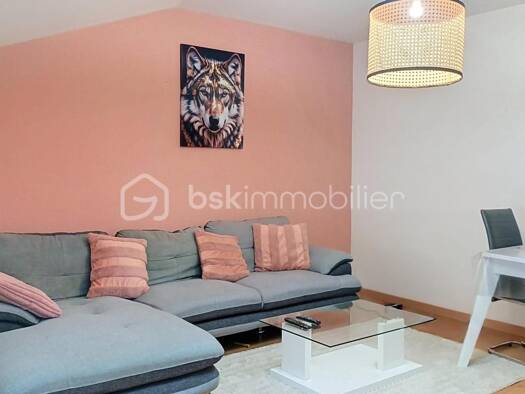 Appartement à vendre 110 000 € 2 pièces 1 chambre 59 m² Étage 2/2 Centre-Trois Fontaines Rives 38140