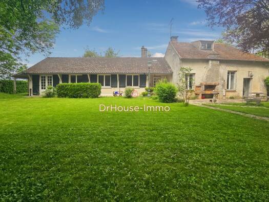 Maison de plain-pied à vendre 590 000 € 8 pièces 4 chambres 230 m² 2 144 m² de terrain Nozay 91620