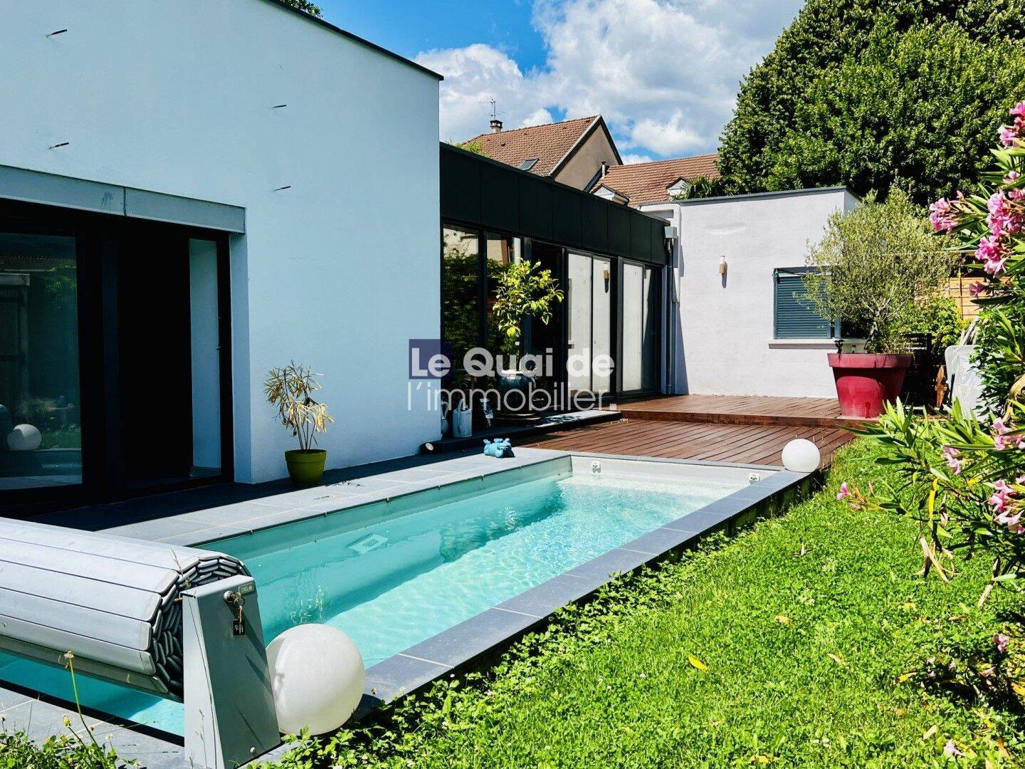 A LOUER une maison de 5 pièces récente et meublé (111 m²) av — 1
